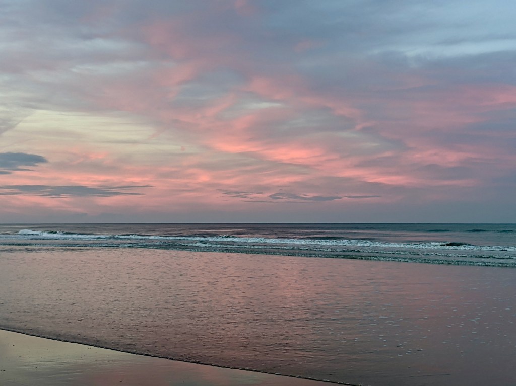 𝕁𝕦𝕤𝕥 𝔹𝕣𝕖𝕒𝕥𝕙𝕖